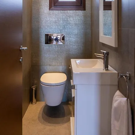 Alkis Luxury Iraklitsa *