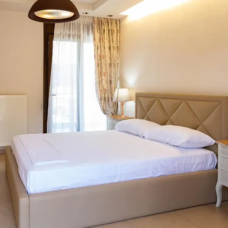 Alkis Luxury Iraklitsa *