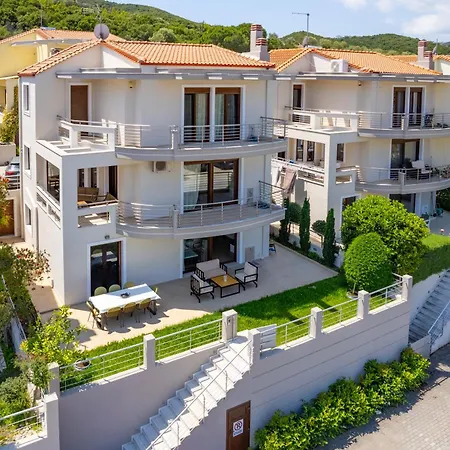 Alkis Luxury Iraklitsa Вилла *