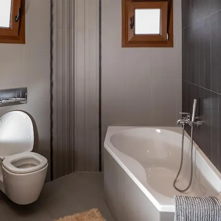 Alkis Luxury Iraklitsa Кавала