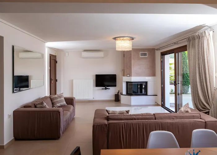 Alkis Luxury Iraklitsa